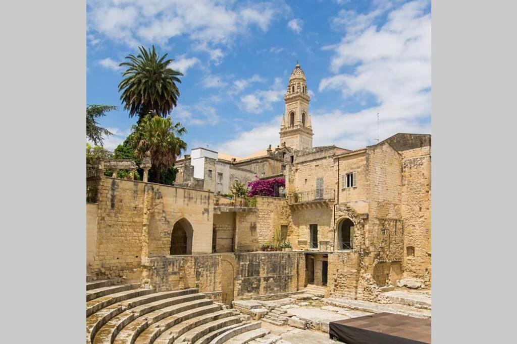 Designer Apartment Lecce Luaran gambar