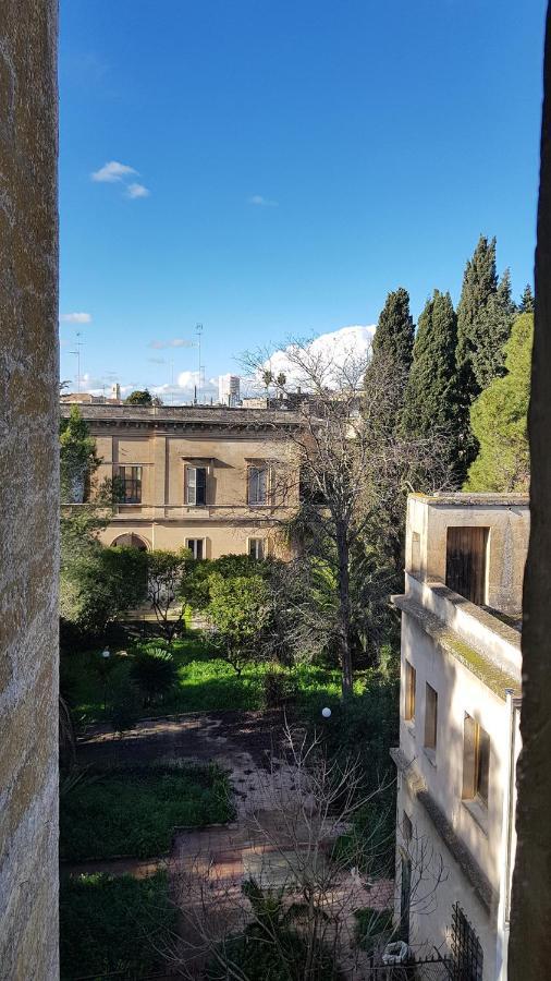 Designer Apartment Lecce Luaran gambar