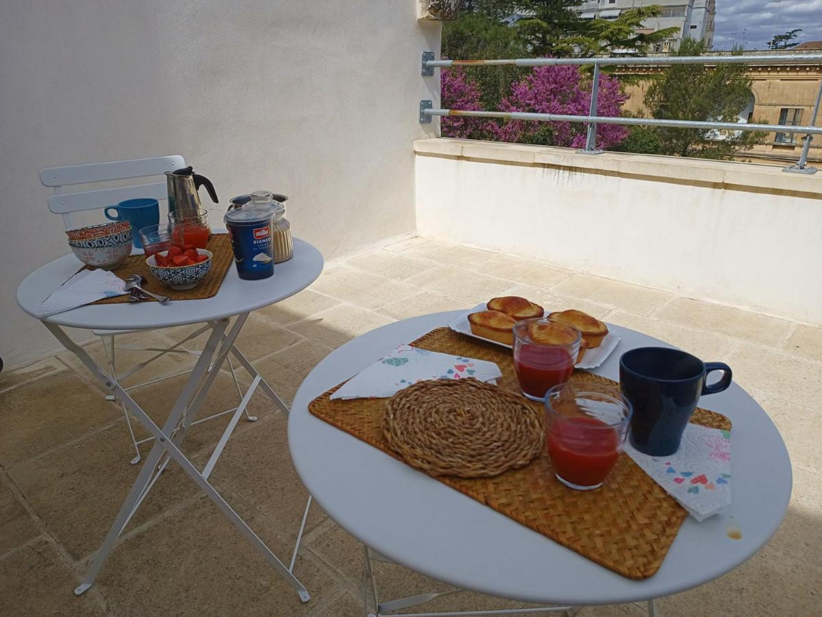 Designer Apartment Lecce Luaran gambar